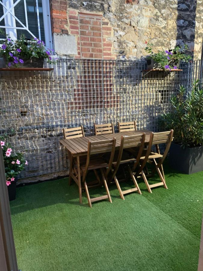 Froissart Loft Et Studio Chimay Exterior foto